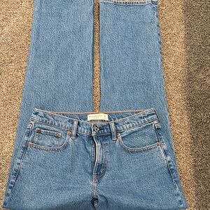 Abercrombie & Fitch Mid Rise Blue Jeans